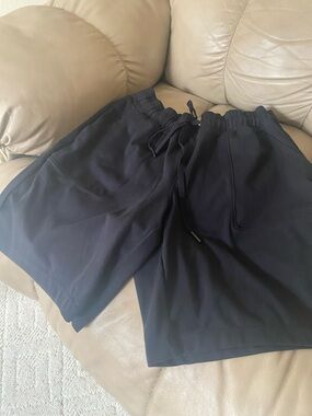 Mondetta Women's Black Drawstring Shorts - M